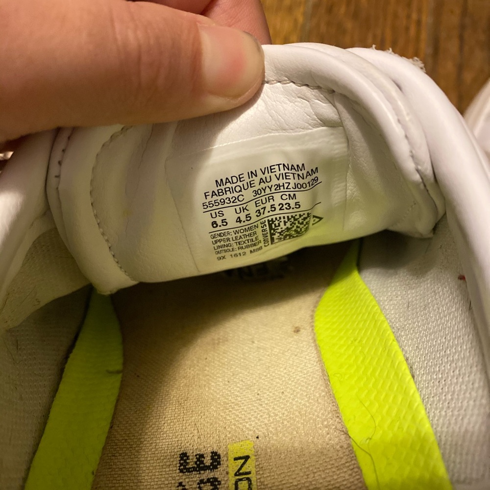 Converse - Picture 6 of 7